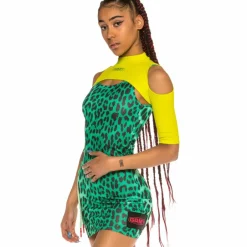 Grimey Chica Yanga Mid Sleeve Crop Top Ss20 Green Outlet