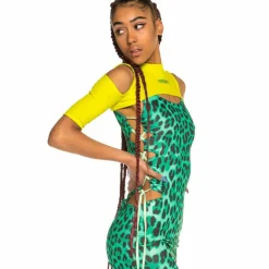Grimey Chica Yanga Mid Sleeve Crop Top Ss20 Green Outlet