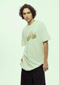 Grimey Jurassic Proud Regular Tee White - Ss24 Hot